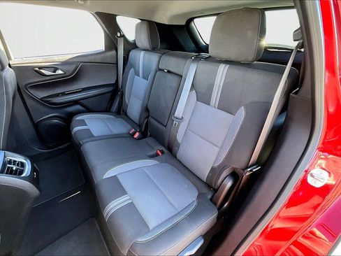 Used 2023 Chevrolet Blazer LT image 22
