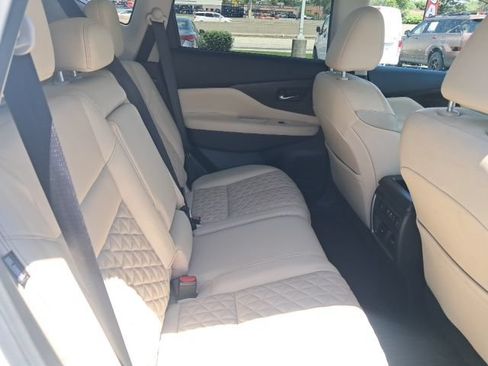 Certified 2022 Nissan Murano Platinum w/ Cargo Package AWD/4WD image 24