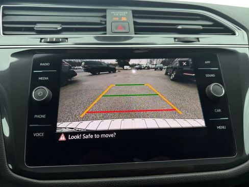Used 2024 Volkswagen Tiguan Wolfsburg Edition image 22