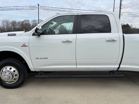Used 2021 RAM 3500 Laramie image 7