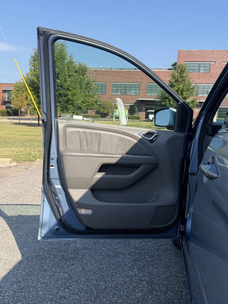 Used 2008 Honda Odyssey EX-L image 10