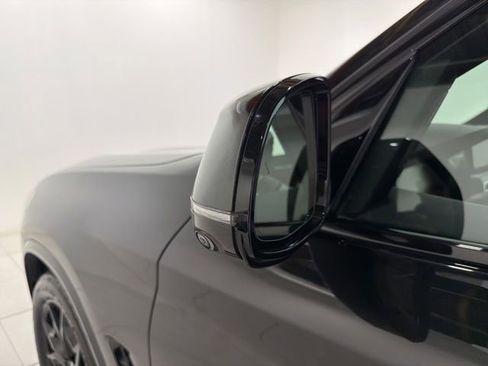 Certified 2024 BMW X3 xDrive30i w/ Premium Package AWD/4WD image 9