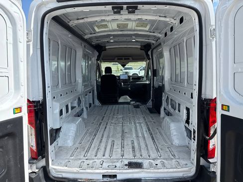 Used 2023 Ford Transit 250 Medium Roof RWD image 8