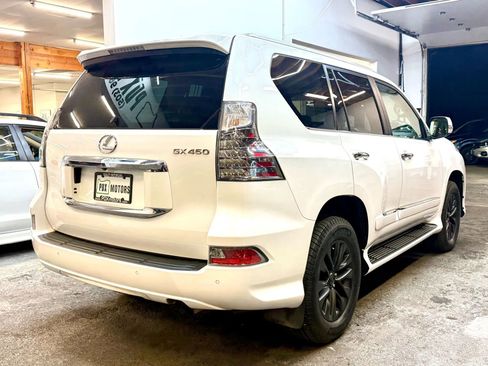 Used 2016 Lexus GX 460 Premium image 4