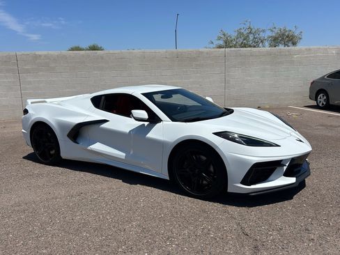 Used 2023 Chevrolet Corvette Stingray Coupe w/ Z51 Performance Package RWD image 6