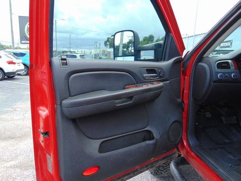 Used 2008 Chevrolet Silverado 2500 LTZ w/ Safety Package AWD/4WD image 20