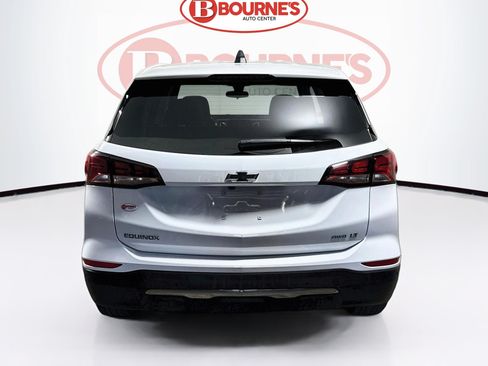 Used 2024 Chevrolet Equinox LT AWD/4WD image 9