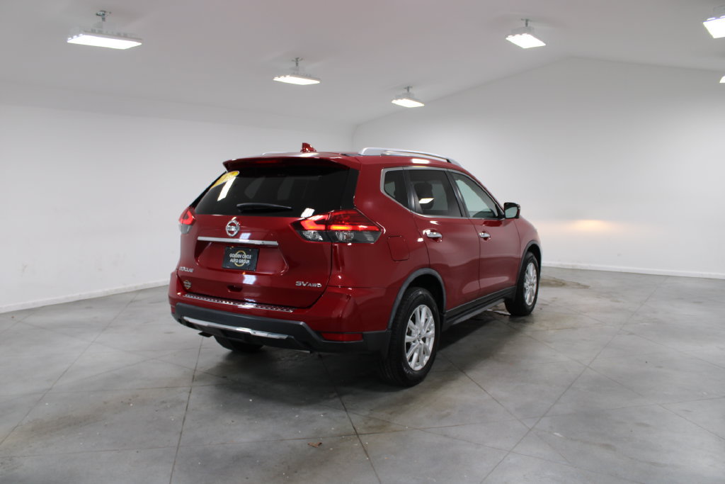 Used 2017 Nissan Rogue SV w/ SV Premium Package AWD/4WD image 9