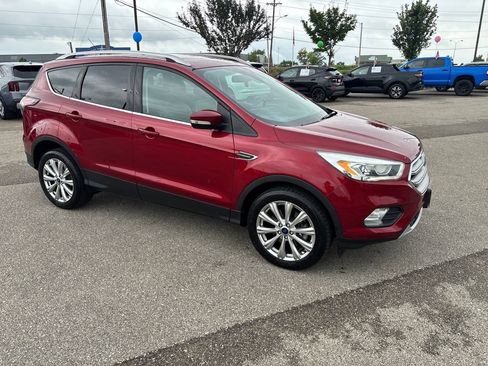 Used 2017 Ford Escape Titanium AWD/4WD image 8