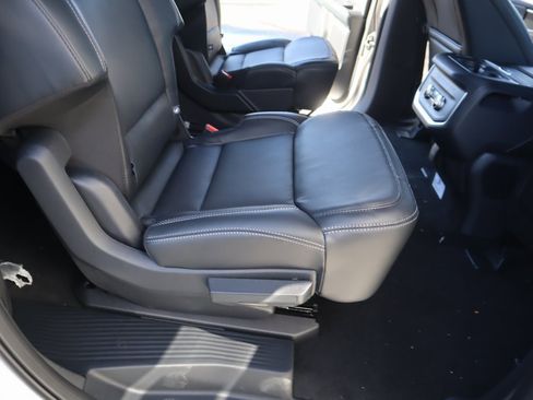 New 2026 Ford Expedition Max Platinum w/ Stealth Performance Package image 15