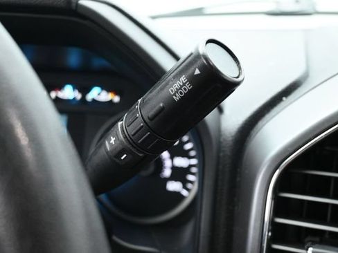 Certified 2018 Ford F150 XLT RWD image 23