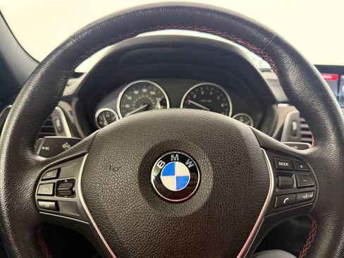Used 2018 BMW 330i xDrive Sedan AWD/4WD image 20
