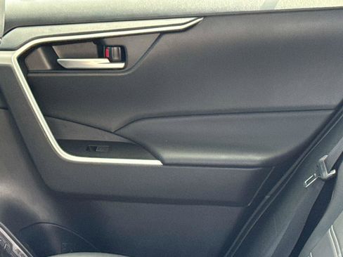 Used 2025 Toyota RAV4 XLE Premium FWD image 16