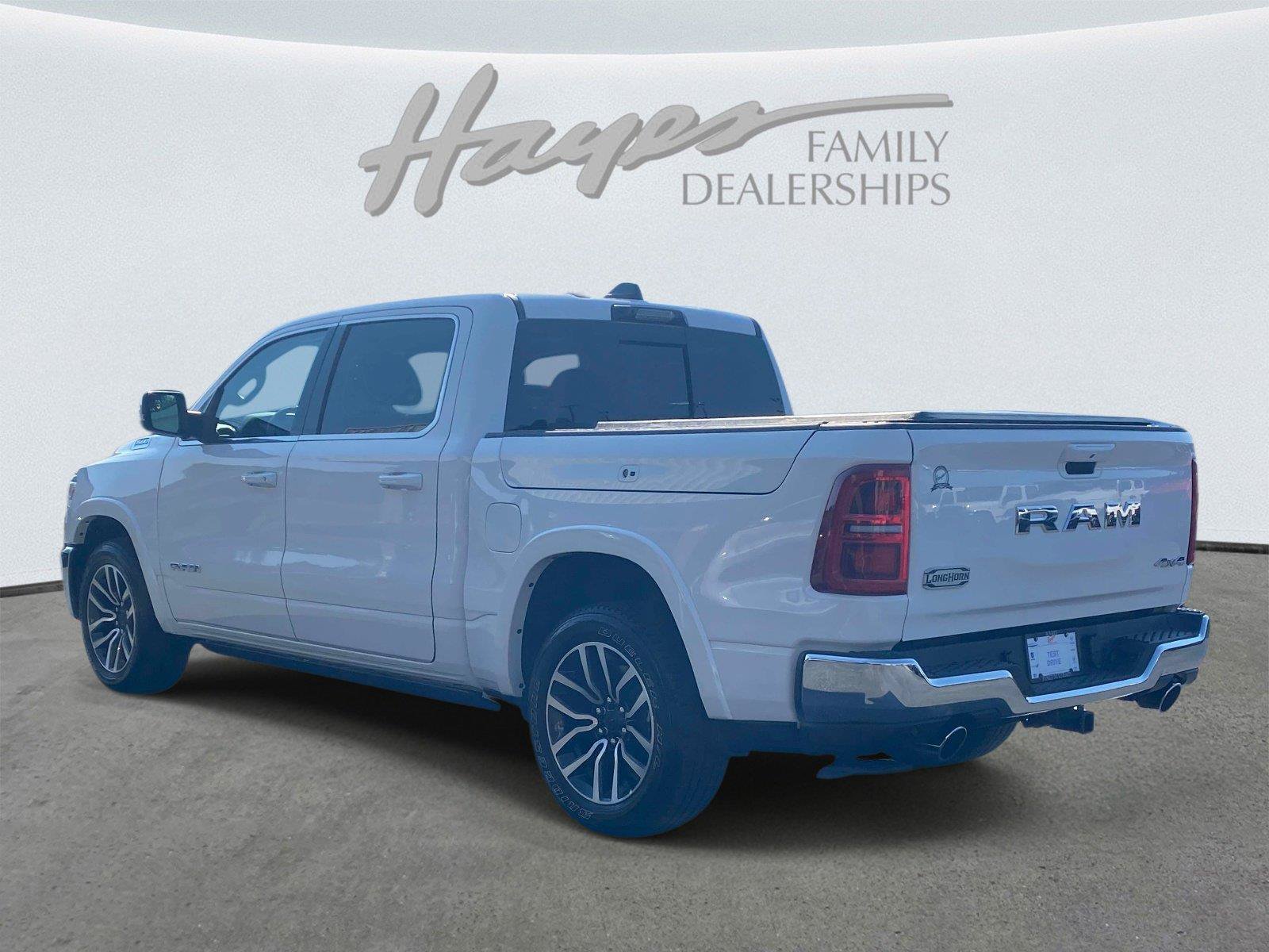 Used 2026 RAM 1500 Limited AWD/4WD image 8