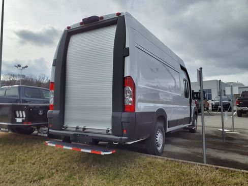 New 2024 RAM ProMaster 3500 w/ Delivery Van Package FWD image 3