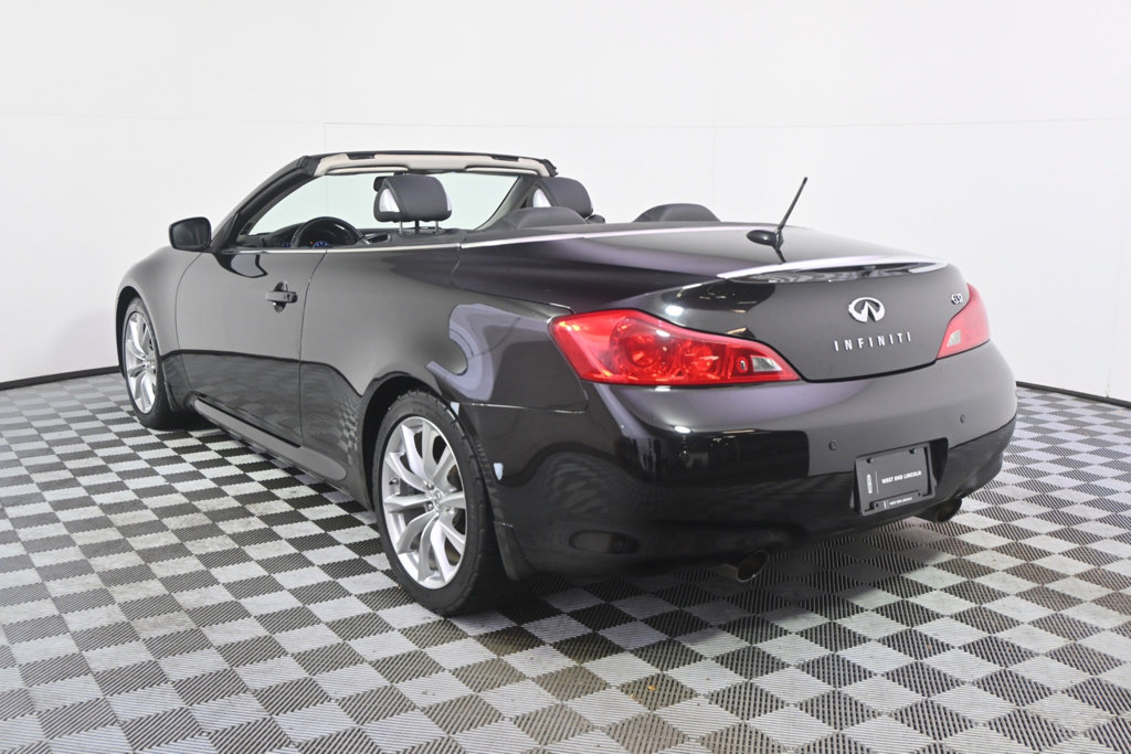 Used 2013 INFINITI G37 Convertible w/ Premium Pkg RWD image 35