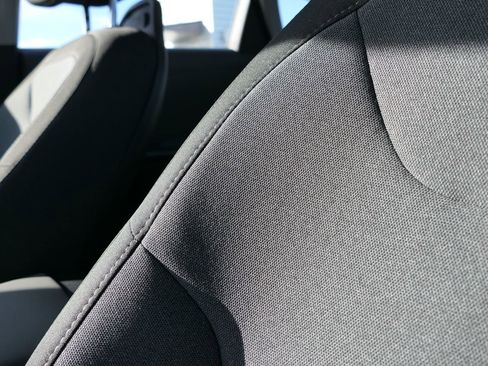 New 2025 Kia K4 LXS image 12