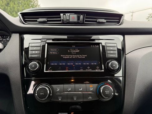 Used 2022 Nissan Rogue Sport S AWD/4WD image 21