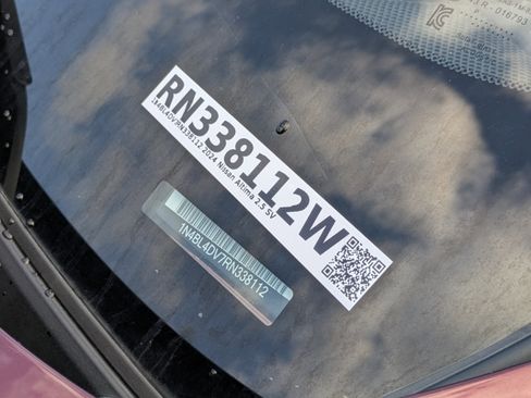 Used 2024 Nissan Altima 2.5 SV image 30