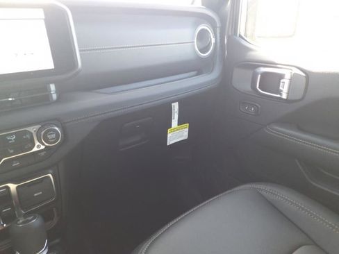 New 2024 Jeep Wrangler Sahara w/ Technology Group image 9