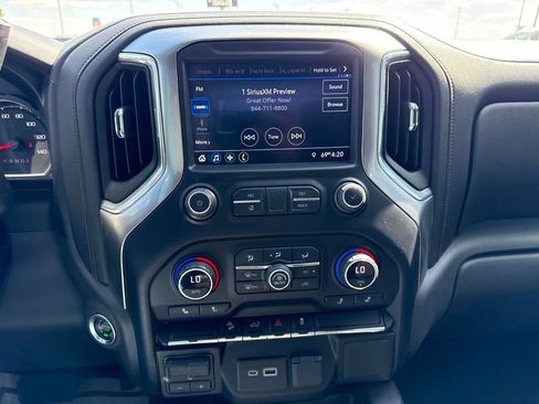 Used 2021 Chevrolet Silverado 1500 LT Trail Boss w/ Bed Protection Package AWD/4WD image 18