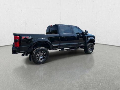 Used 2023 Ford F250 Lariat w/ Lariat Ultimate Package AWD/4WD image 8