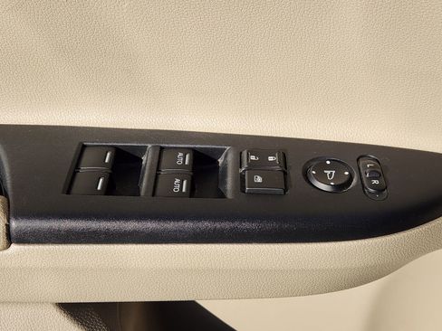 Used 2017 Honda Accord EX-L image 27