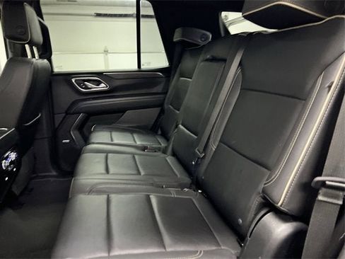 Used 2023 GMC Yukon SLT image 24