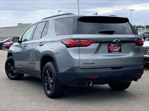 Used 2023 Chevrolet Traverse LS w/ Midnight/Sport Edition FWD image 10