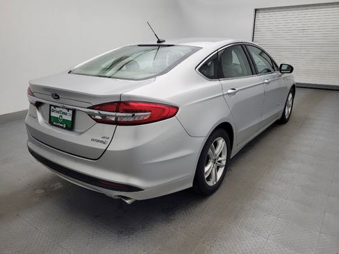 Used 2018 Ford Fusion SE w/ Equipment Group 602A image 9