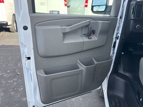 New 2025 Chevrolet Express 2500 w/ Driver Convenience Package RWD image 10