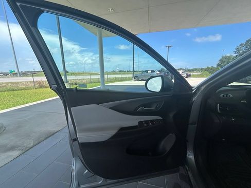 Used 2024 Buick Envista Preferred FWD image 8
