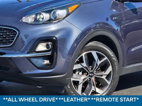 Used 2020 Kia Sportage EX w/ Option Group 15 AWD/4WD image 2