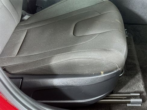 Used 2024 Hyundai Elantra SEL image 23