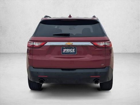 Used 2021 Chevrolet Traverse LT FWD image 6