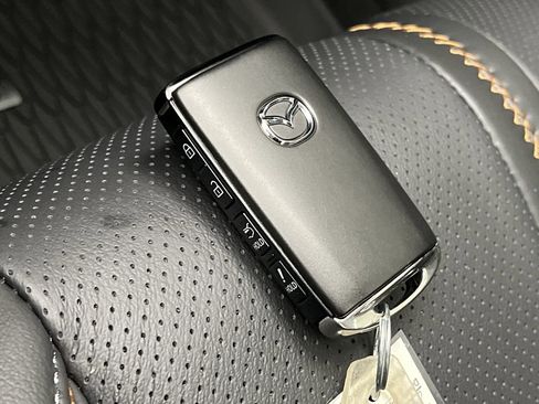 New 2025 MAZDA CX-50 AWD 2.5 Hybrid w/ Weather Package image 28