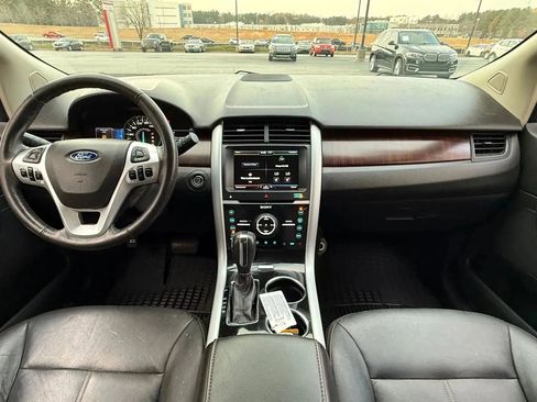 Used 2014 Ford Edge Limited w/ Driver Entry Package image 3
