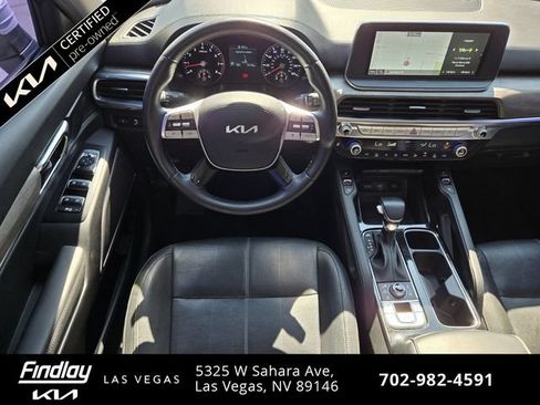 Certified 2022 Kia Telluride EX w/ EX Premium Package AWD/4WD image 15