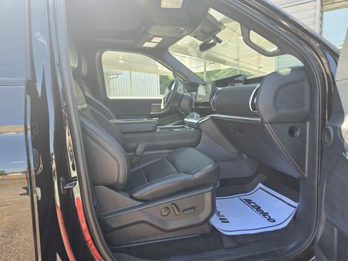 New 2026 Ford Expedition Tremor image 6