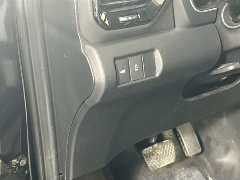 Used 2023 Honda Pilot EX-L image 10
