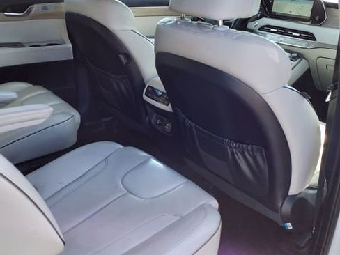 Used 2021 Hyundai Palisade Limited image 26