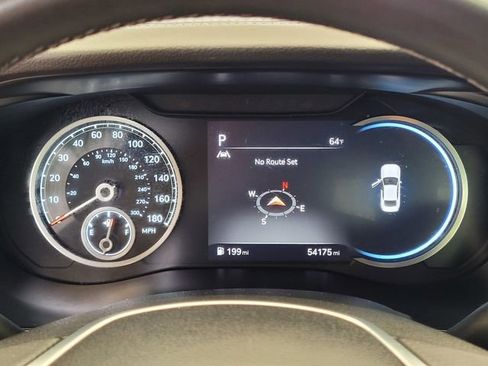Used 2023 Genesis G70 2.0T RWD image 27