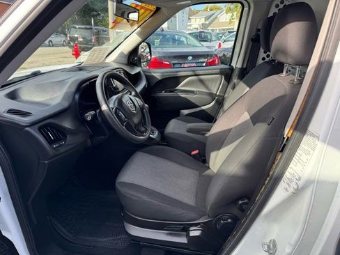 Used 2022 RAM ProMaster City Wagon image 9