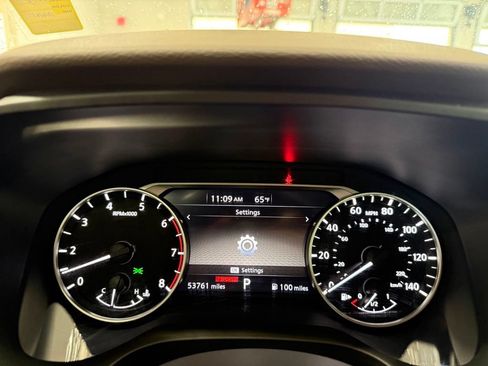 Used 2023 Nissan Rogue SV w/ SV Premium B Package FWD image 14