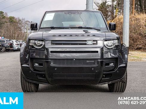 Used 2023 Land Rover Defender 110 X-Dynamic SE AWD/4WD image 10