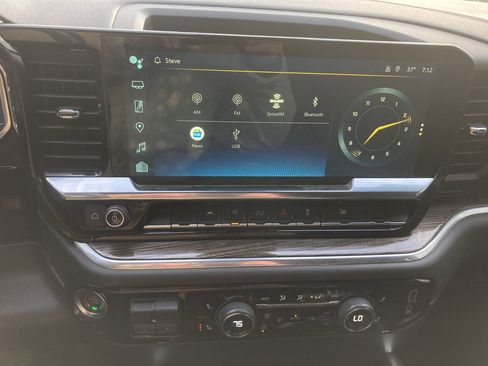 Used 2022 Chevrolet Silverado 1500 RST w/ Convenience Package II image 13