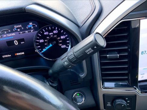 Used 2022 Ford F250 Platinum AWD/4WD image 14