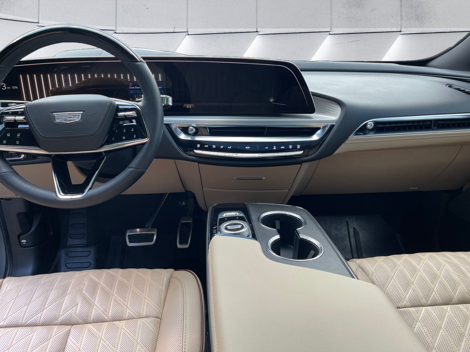 Certified 2026 Cadillac Lyriq Signature Luxury w/ Nappa Leather Package AWD/4WD image 11