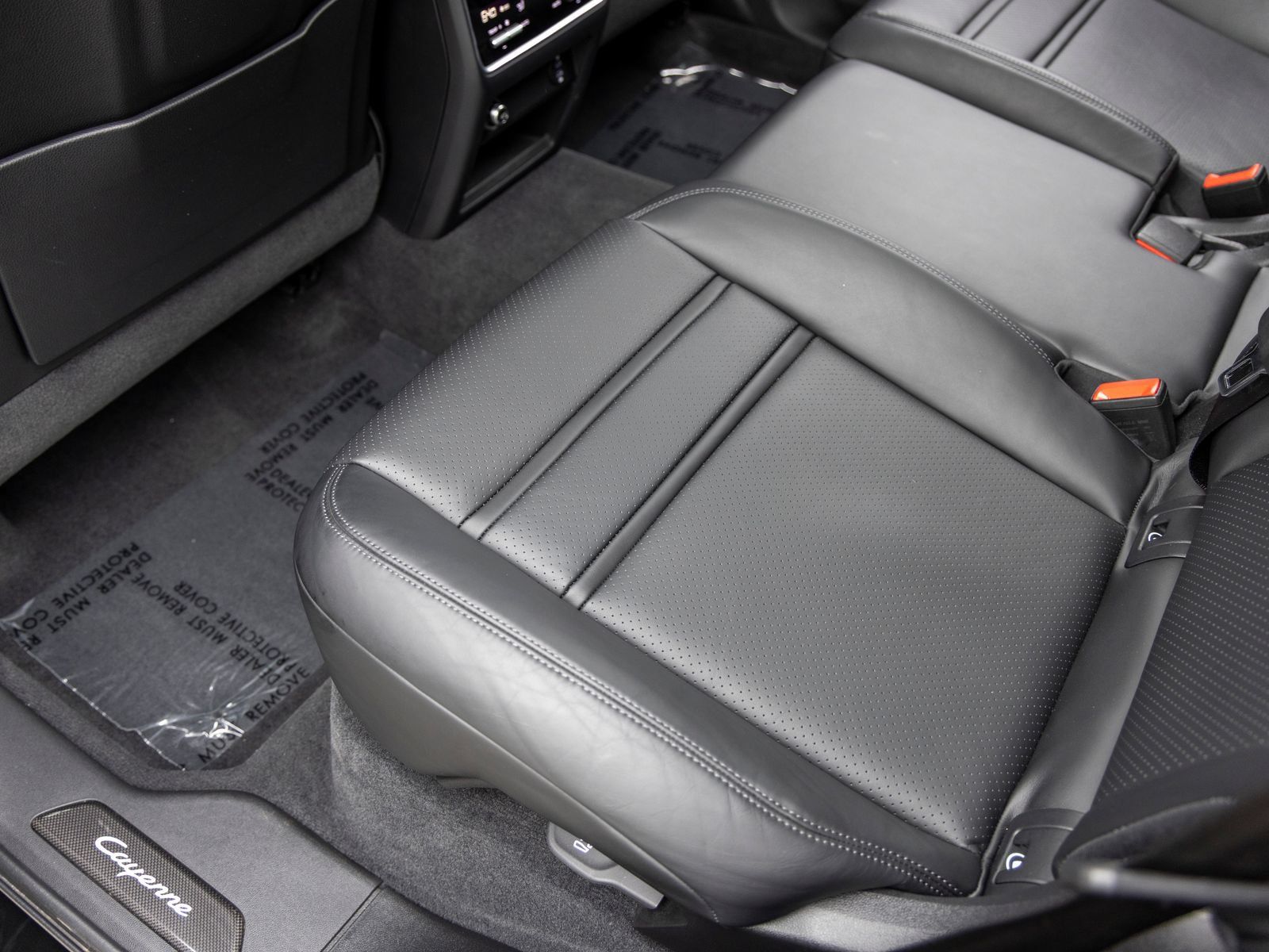 Certified 2023 Porsche Cayenne GTS AWD/4WD image 54