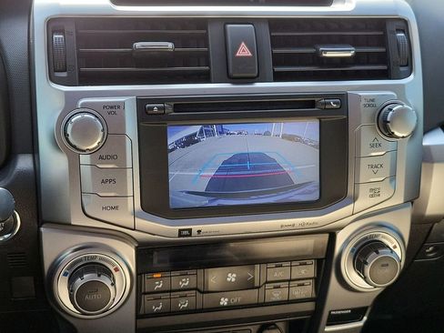 Used 2016 Toyota 4Runner Limited image 15